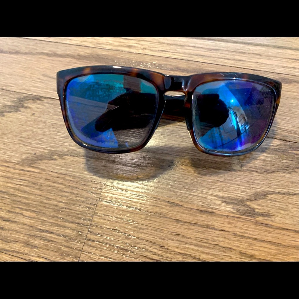Red’s Sunglasses Tortoise Shell